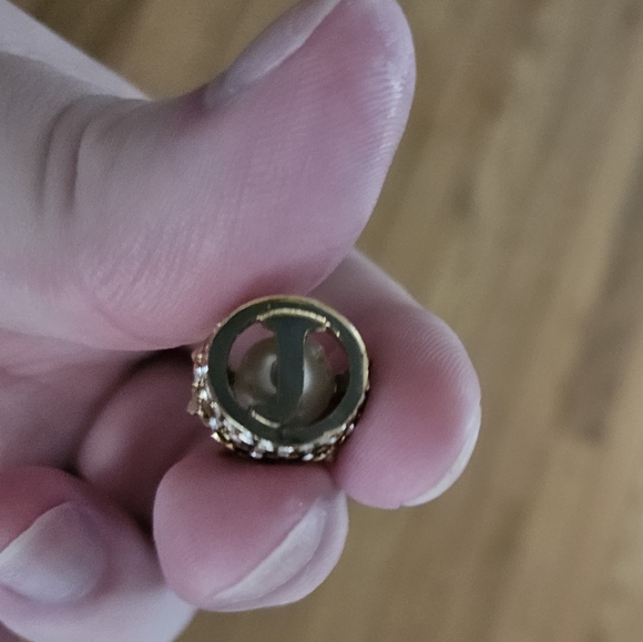 Rare New Juicy Couture Gold Tone C Crown Mini Charm With Pearl And J - Picture 15 of 16